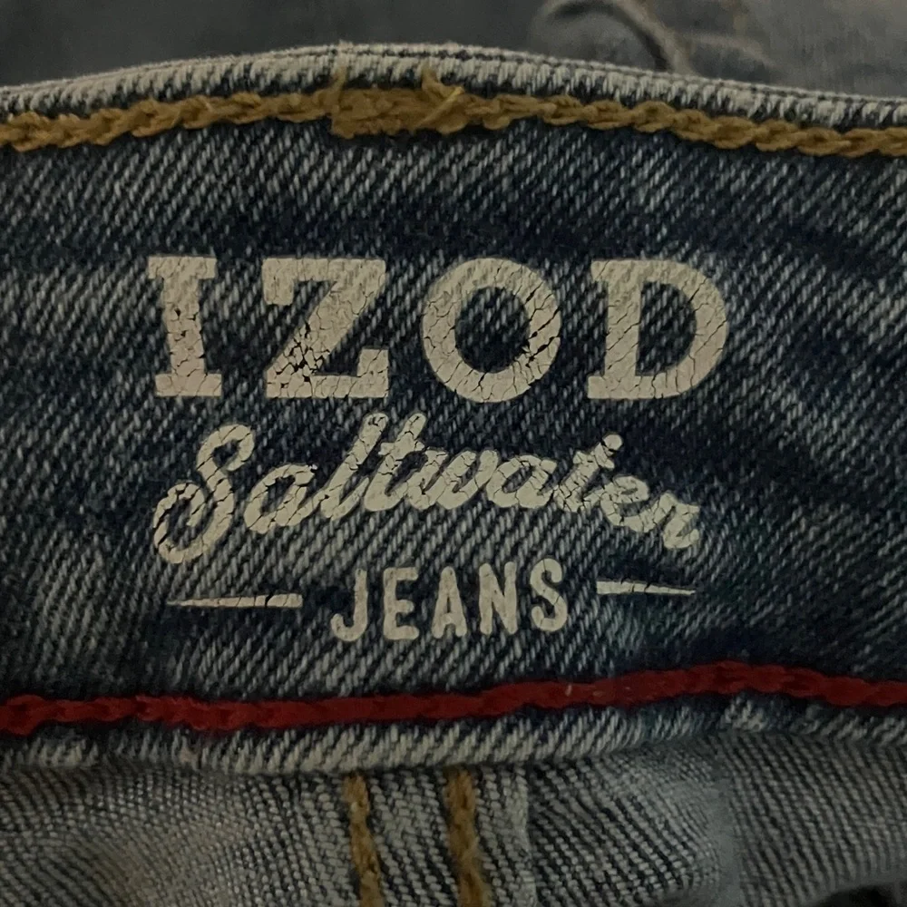 Izod Men's Straight Fit Stonewashed‎ Denim Jeans Soft Stretch 30x30